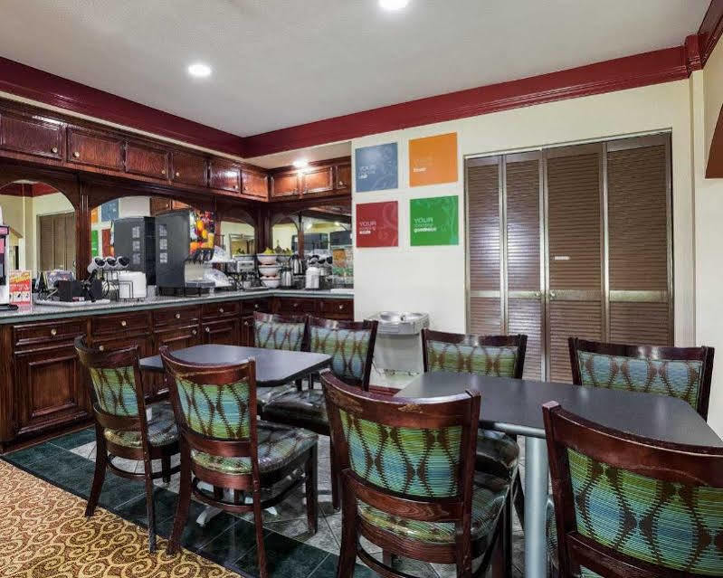 Oyo Tx I-69 Hotel